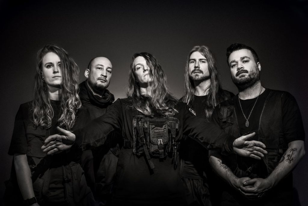 Interview Merel Bechtold: DEAR MOTHER’s Difficult&nbsp;Follow-Up