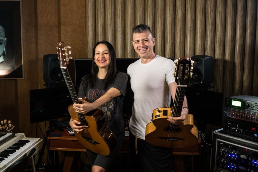 Rodrigo y Gabriela, photo by Erick Sandoval