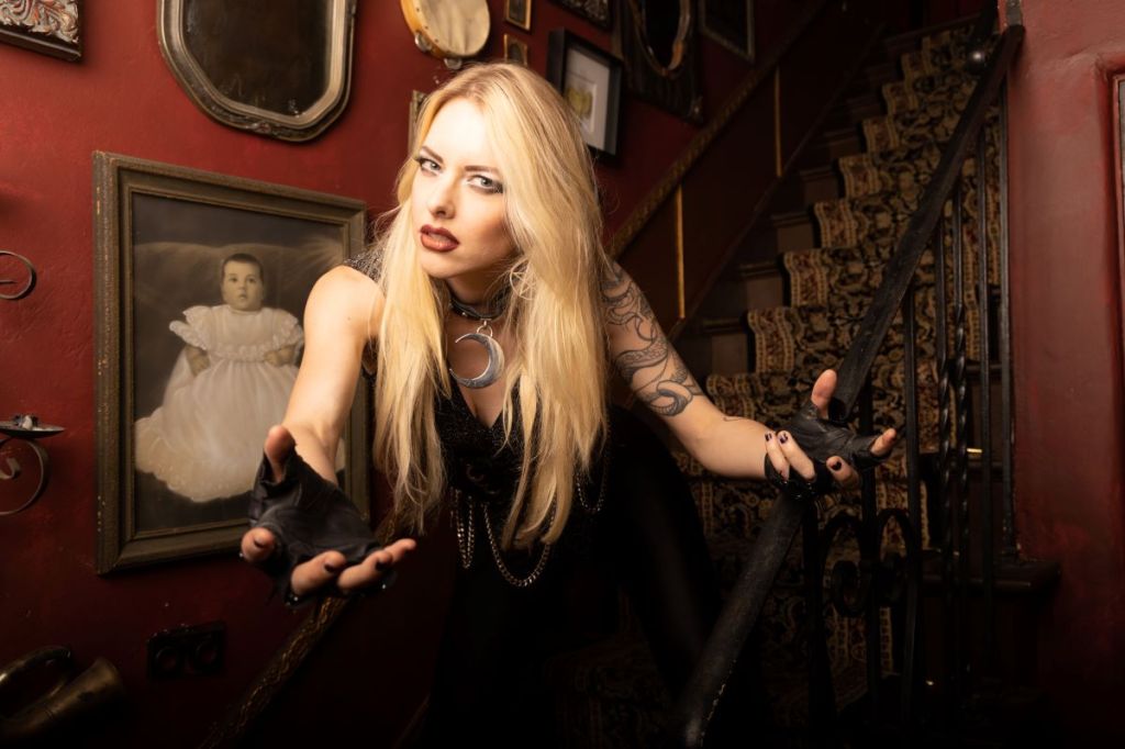 Interview: The Many Voices of Laura&nbsp;Guldemond